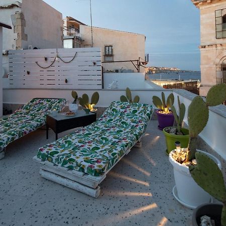 Ortigia Terrace Sea View Aparthotel Сиракуза Екстериор снимка