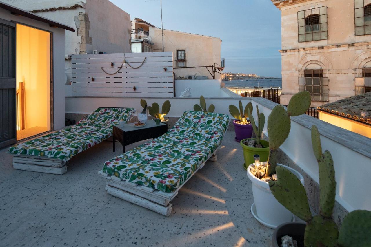 Ortigia Terrace Sea View Aparthotel Сиракуза Екстериор снимка